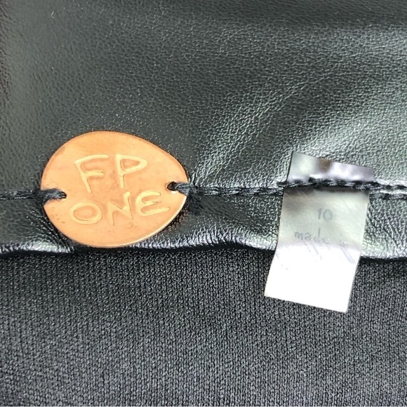 Free People One size 8 & 10 NWT camo sequin mini skirt - Picture 7 of 14